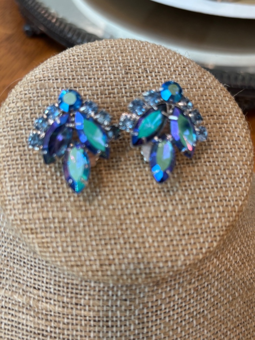 Vintage Sarah Coventry Signed Blue Aurora Borealis Rhinestone Clip On Earring